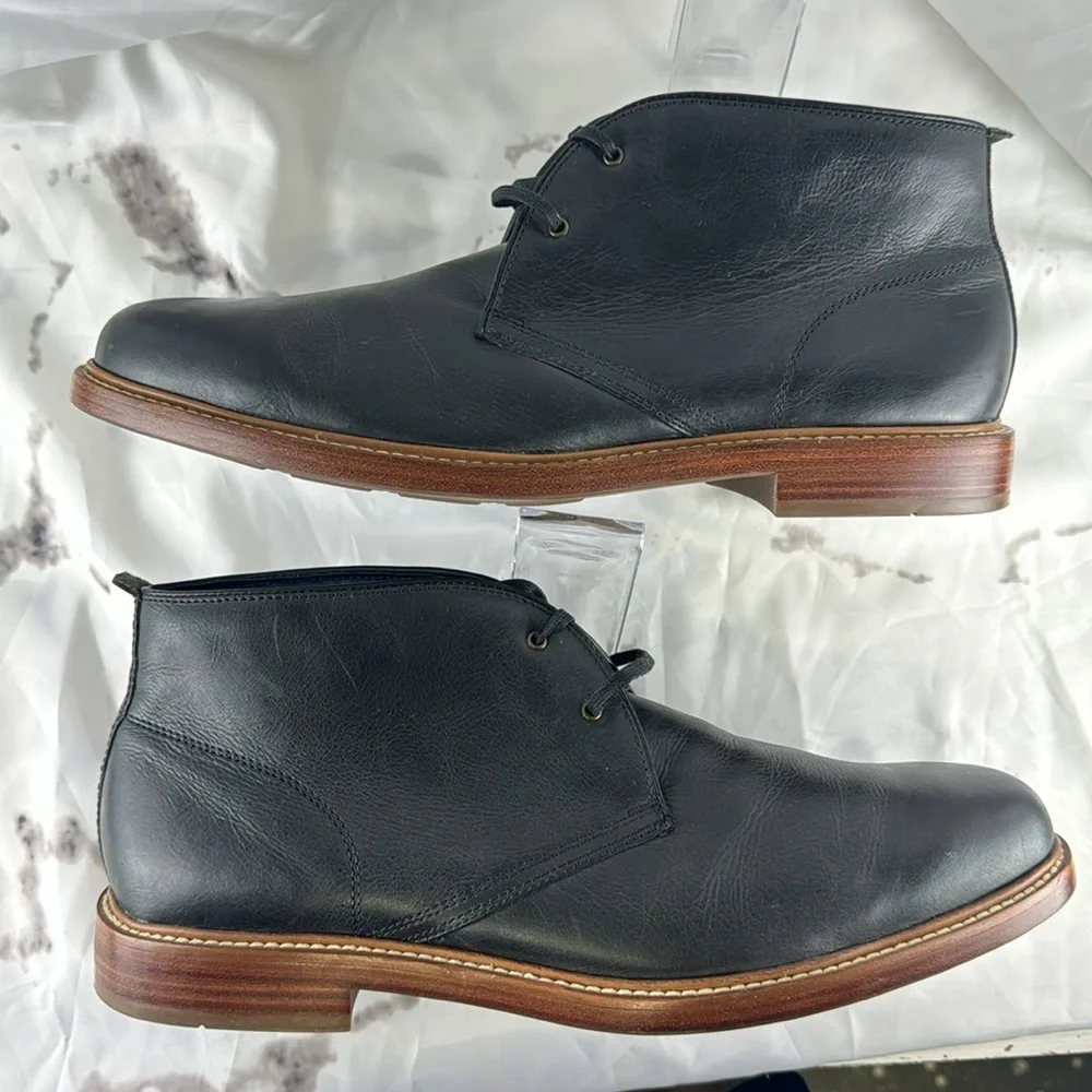 Cole Haan Leather Chukka Boots Black Stacked Wood Heel Rubber Sole Lace-Up